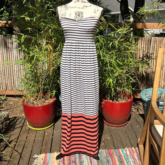 LOFT Dresses & Skirts - Loft tube top maxi dress